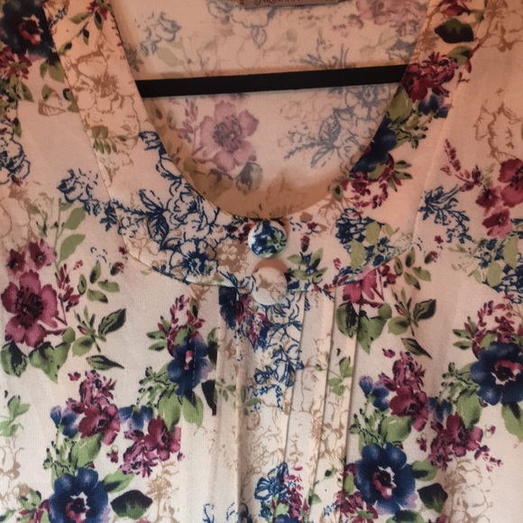 Short sleeve sweater dress or tunic . Sz S . - Picture 4 of 10